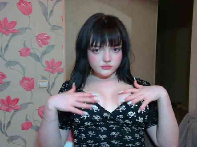 AnnmarieGuastella webcam