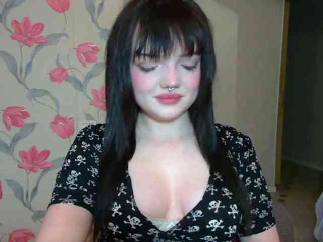 AnnmarieGuastella webcam