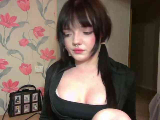 Model: AnnmarieGuastella