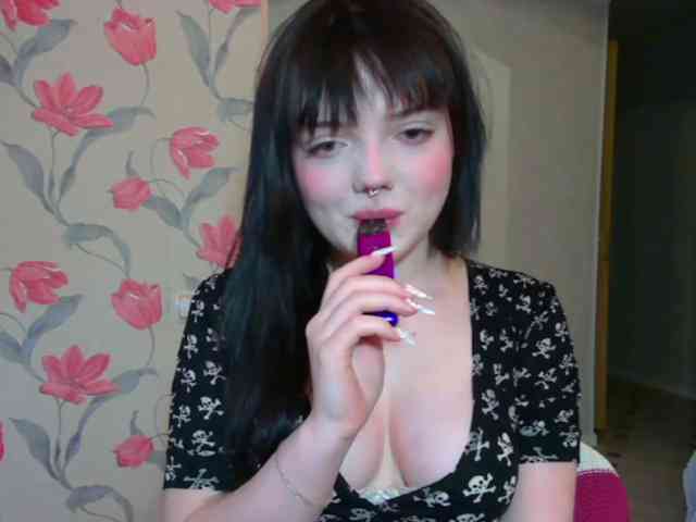 AnnmarieGuastella webcam