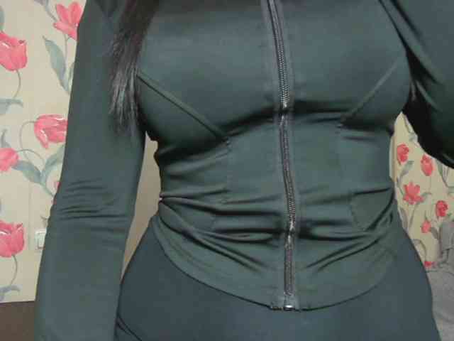 Model: AnnmarieGuastella