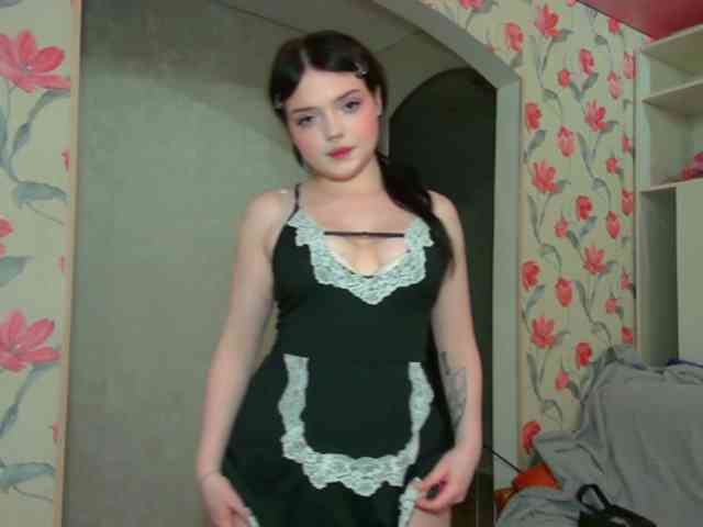 Model: AnnmarieGuastella