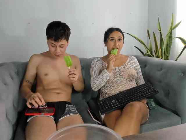 santi-and-camila webcam