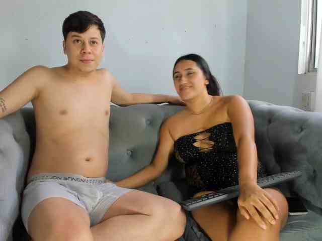 santi-and-camila Sex Cam Show