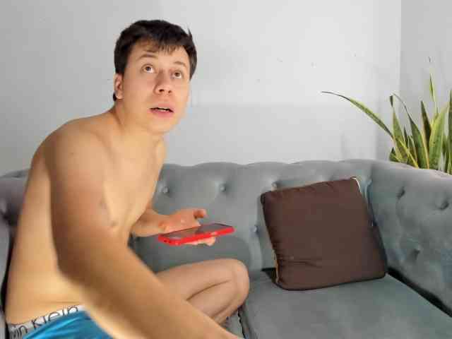 santi-and-camila webcam