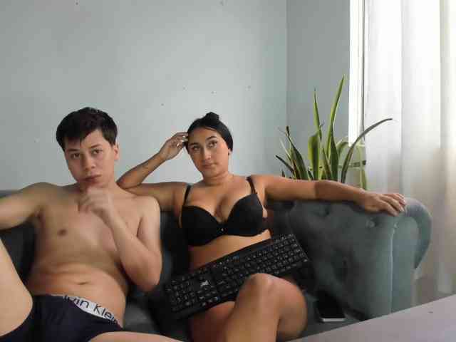 santi-and-camila webcam