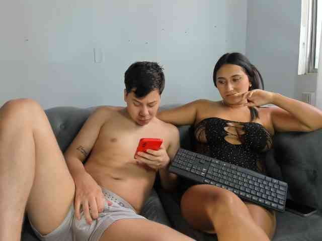 santi-and-camila Sex Cam Show