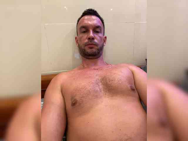 Only-uncle-seryozha's cam show statistics and live stream