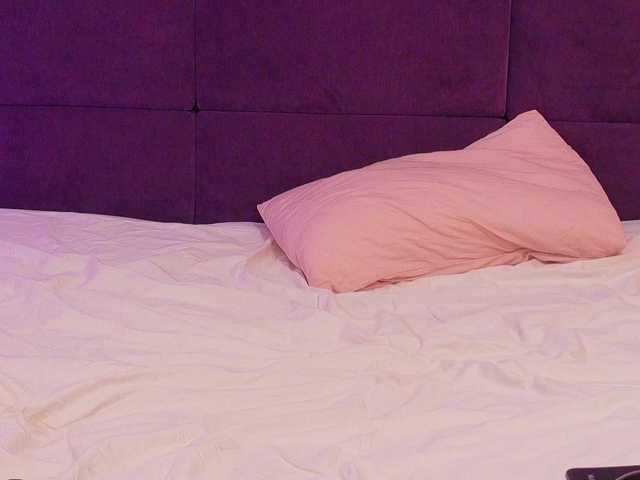 KarinaNoire live webcam show