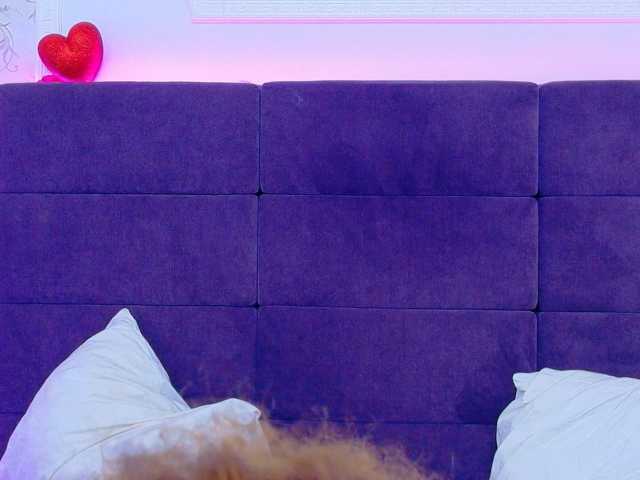 KarinaNoire live cam on BongaCams