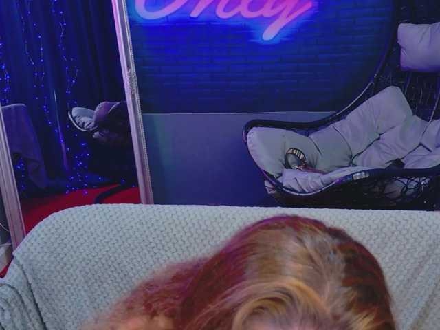 KarinaNoire live cam on BongaCams