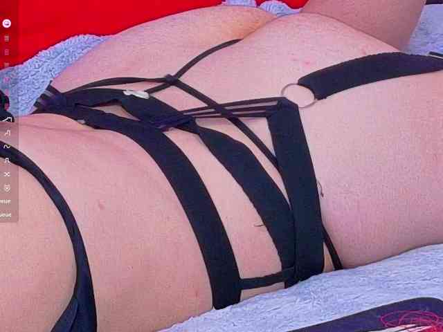 KarinaNoire webcam