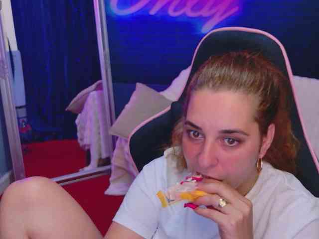 KarinaNoire webcam