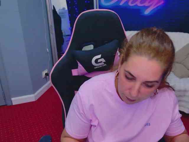 KarinaNoire webcam