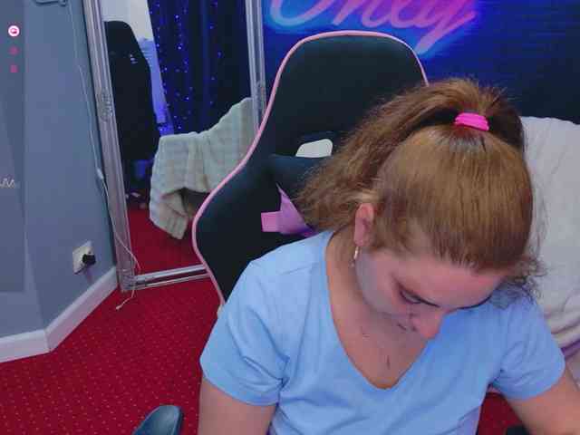 KarinaNoire webcam