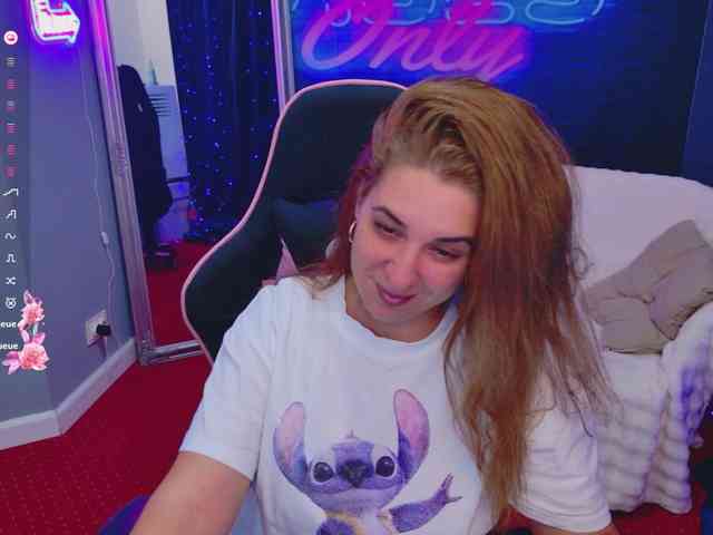 KarinaNoire webcam