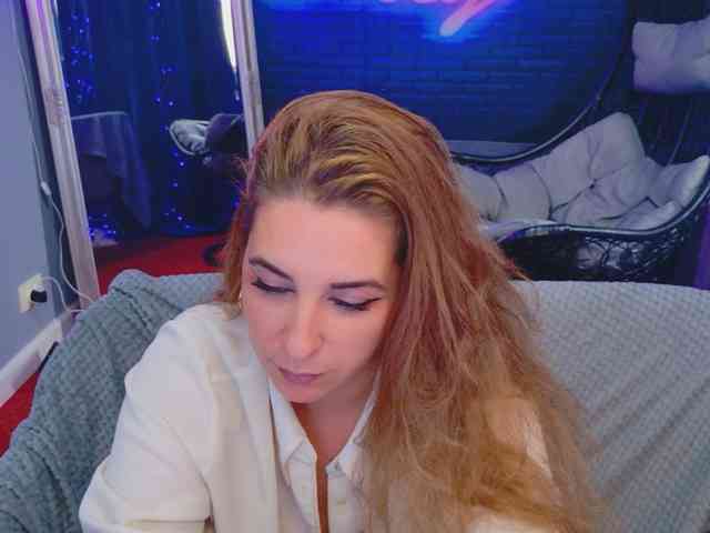KarinaNoire webcam
