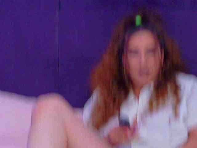 KarinaNoire webcam