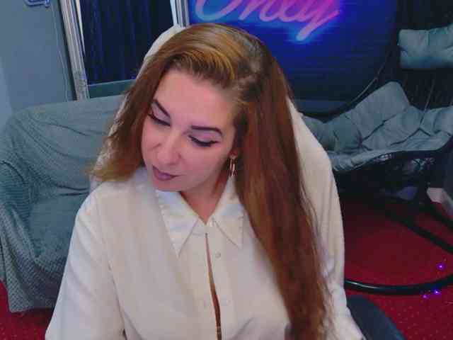 KarinaNoire webcam