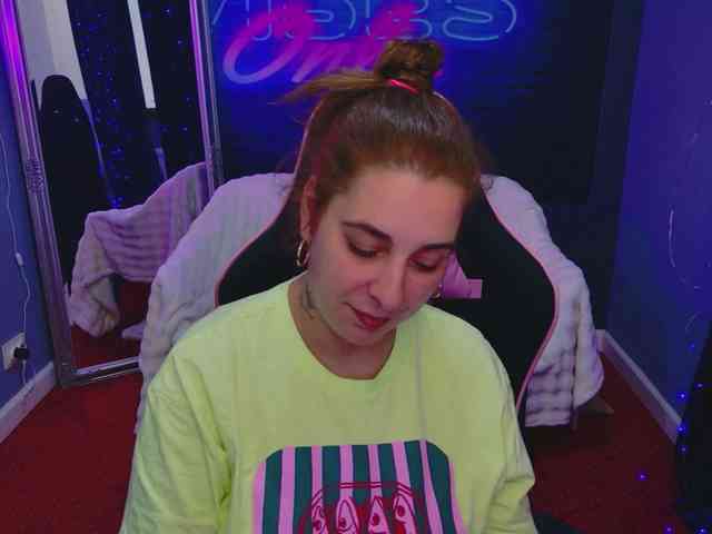 KarinaNoire webcam