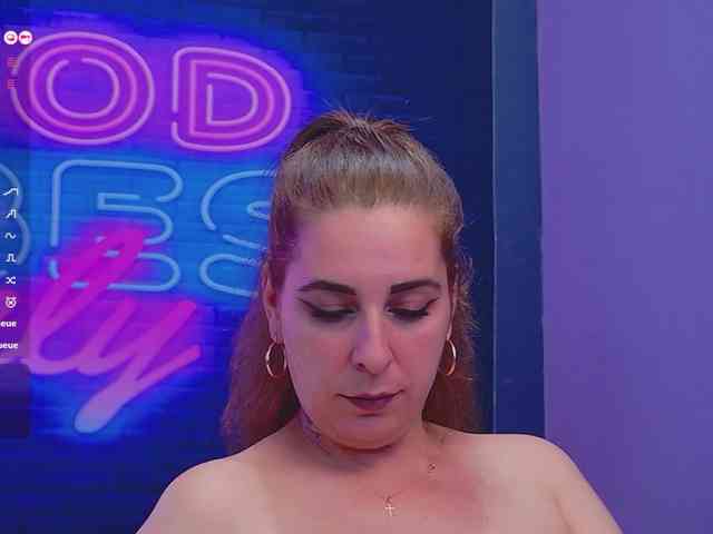 KarinaNoire webcam