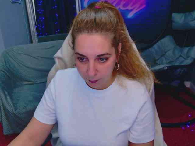 KarinaNoire webcam