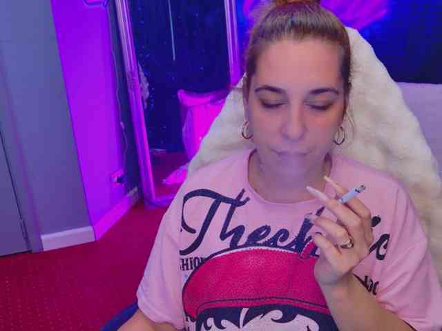 KarinaNoire webcam