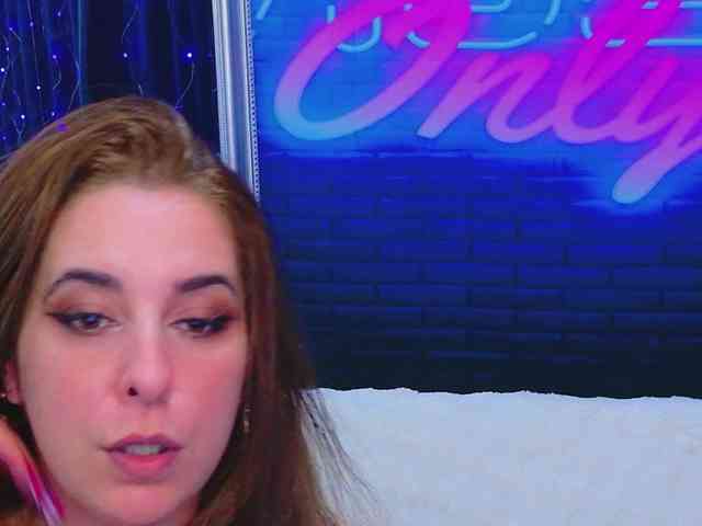 KarinaNoire webcam
