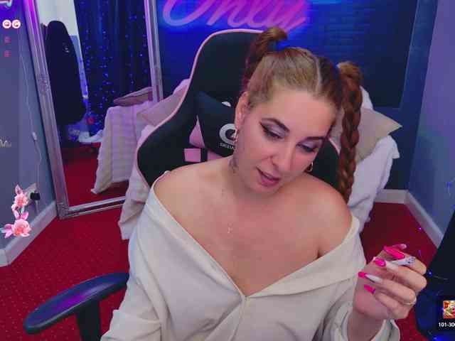 KarinaNoire KarinaNoire