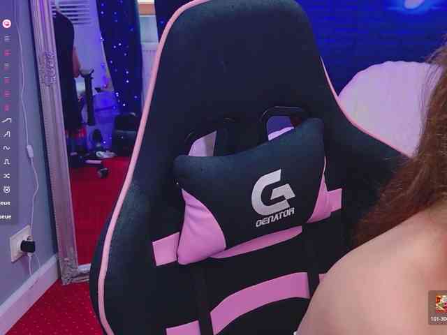 KarinaNoire webcam