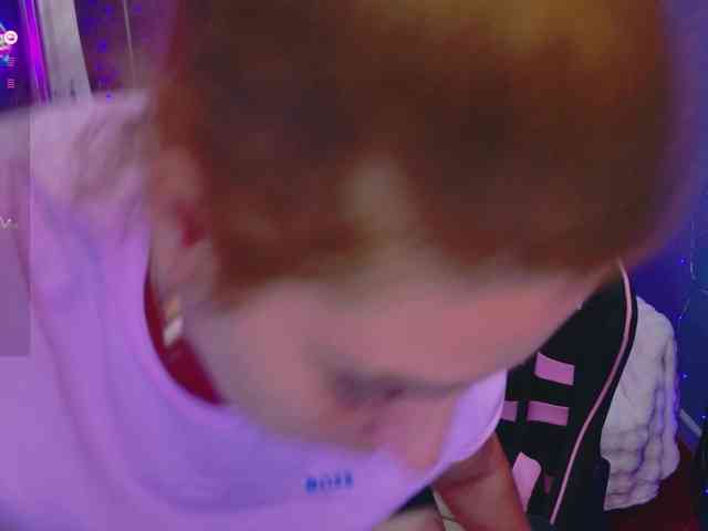 KarinaNoire webcam