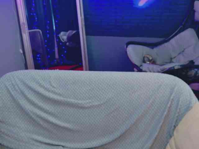 KarinaNoire webcam