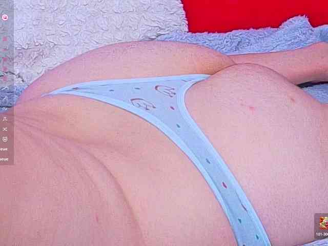 KarinaNoire webcam