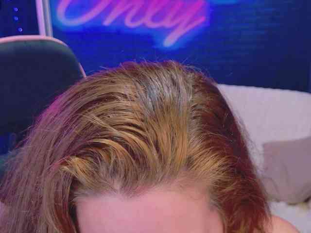 KarinaNoire webcam