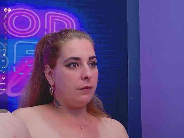 KarinaNoire webcam