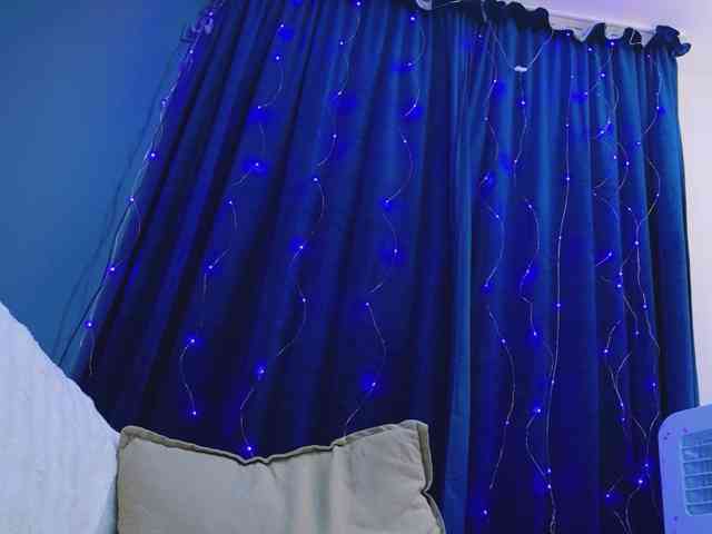 KarinaNoire webcam
