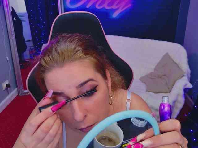 KarinaNoire webcam