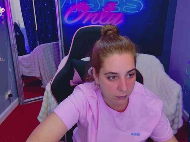KarinaNoire webcam