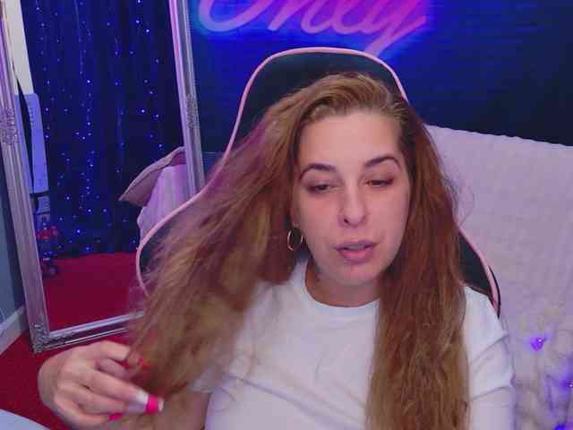 KarinaNoire webcam