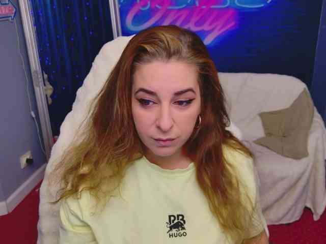 KarinaNoire webcam