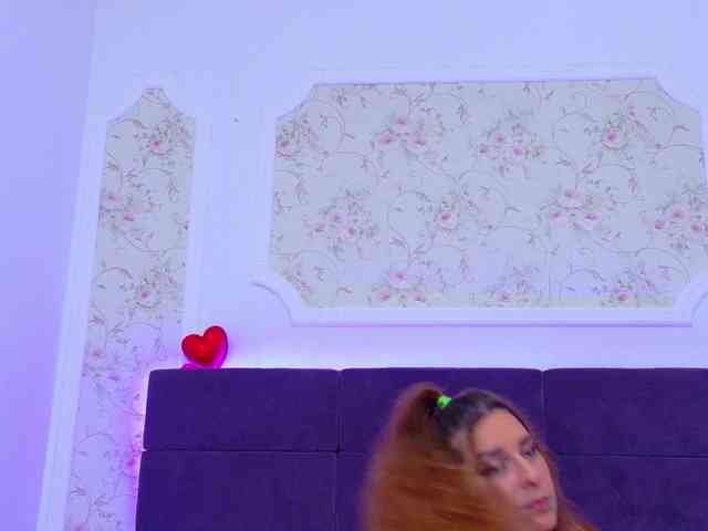 KarinaNoire webcam