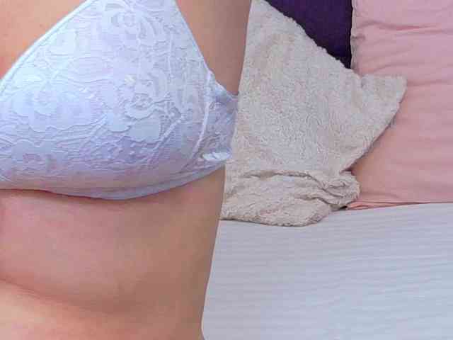 KarinaNoire webcam