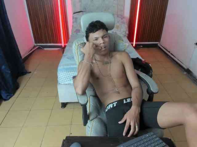 juan-mhata Sex Cam Show