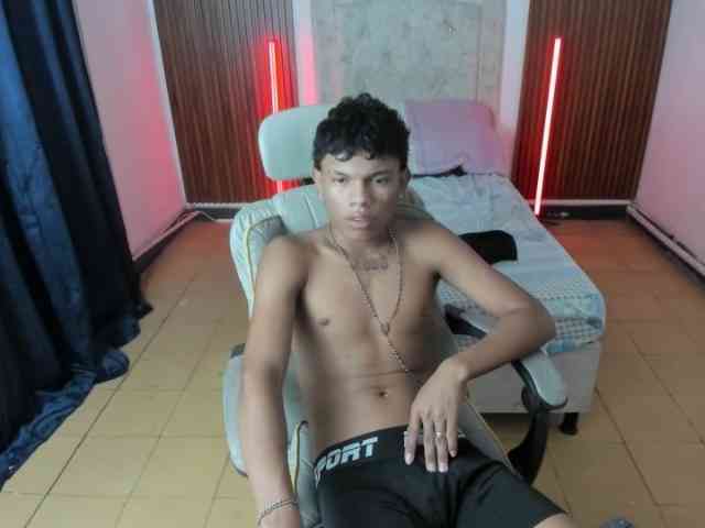 juan-mhata Sex Cam Show