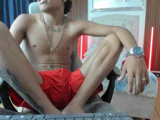 juan-mhata Sex Cam Show