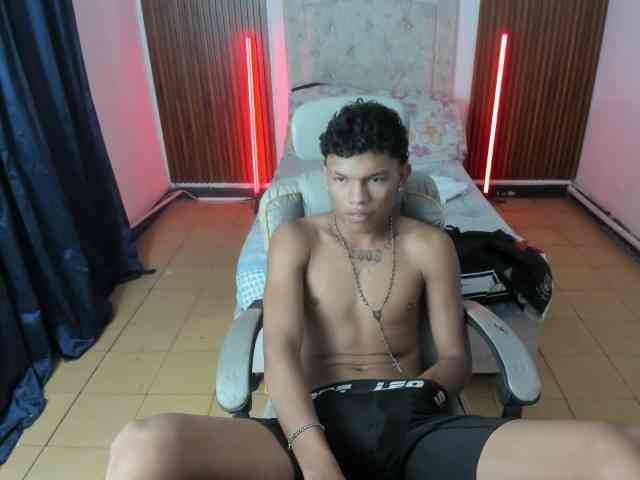 juan-mhata Sex Cam Show