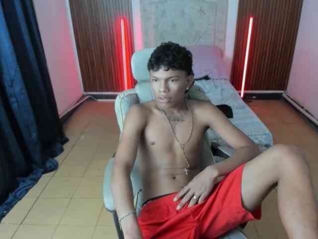 juan-mhata Sex Cam Show