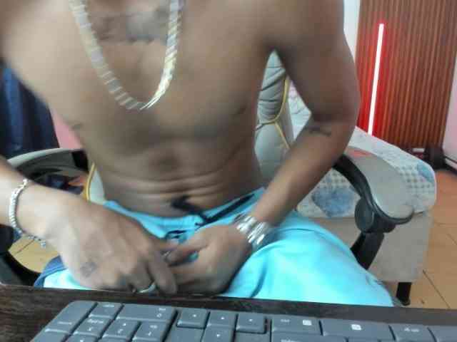juan-mhata Sex Cam Show