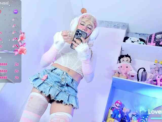 Danigrovers Live Webcam on BongaCams
