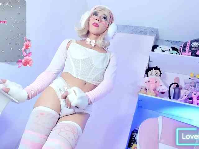 Danigrovers Live Webcam on BongaCams